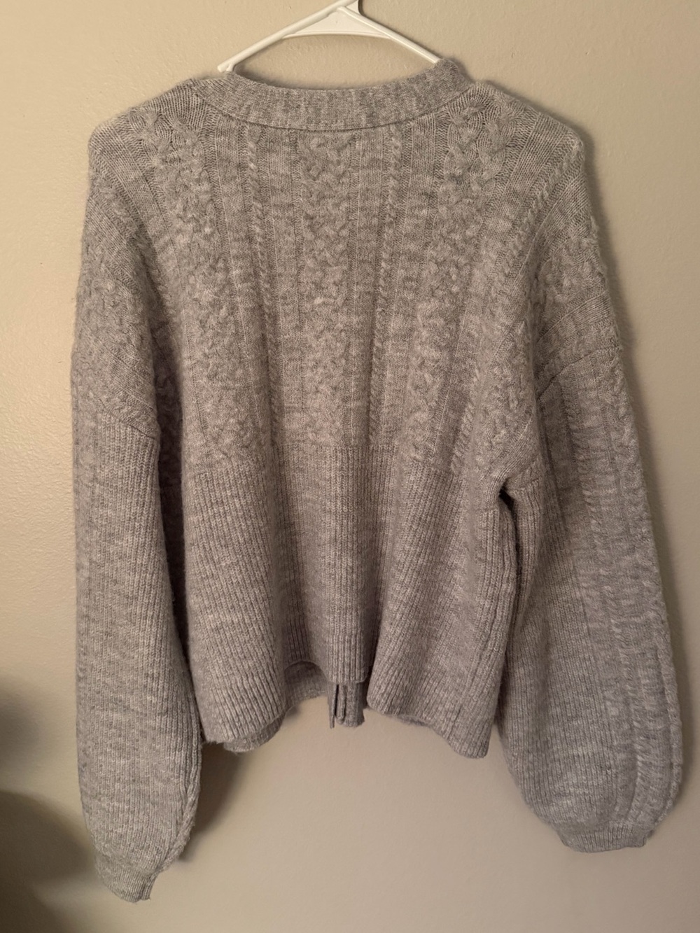 House of Harlow 1960 Gray Cable Knit Button-Front Women's Cardigan L Academia - Picture 4 of 4
